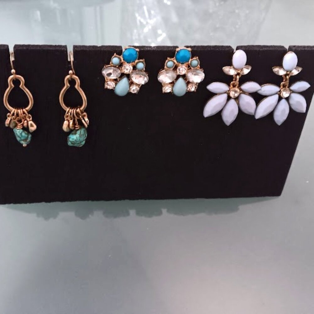3pc LOT BANANA REPUBLIC + LEE By LEE ANGEL Multi-color Crystal & Stone Earrings - Picture 2 of 6